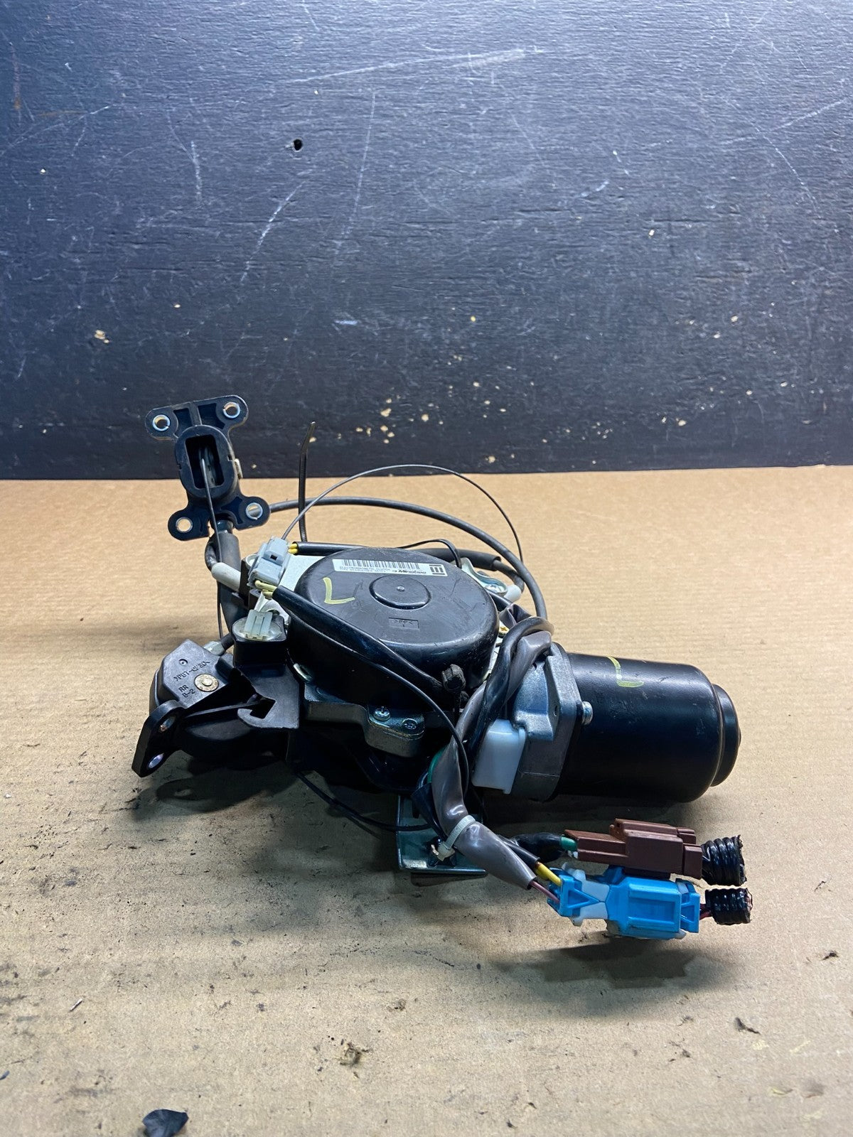 2005 - 2010 Honda Odyssey Rear Left Sliding Door Lock Actuator Motor AA0675 DG5