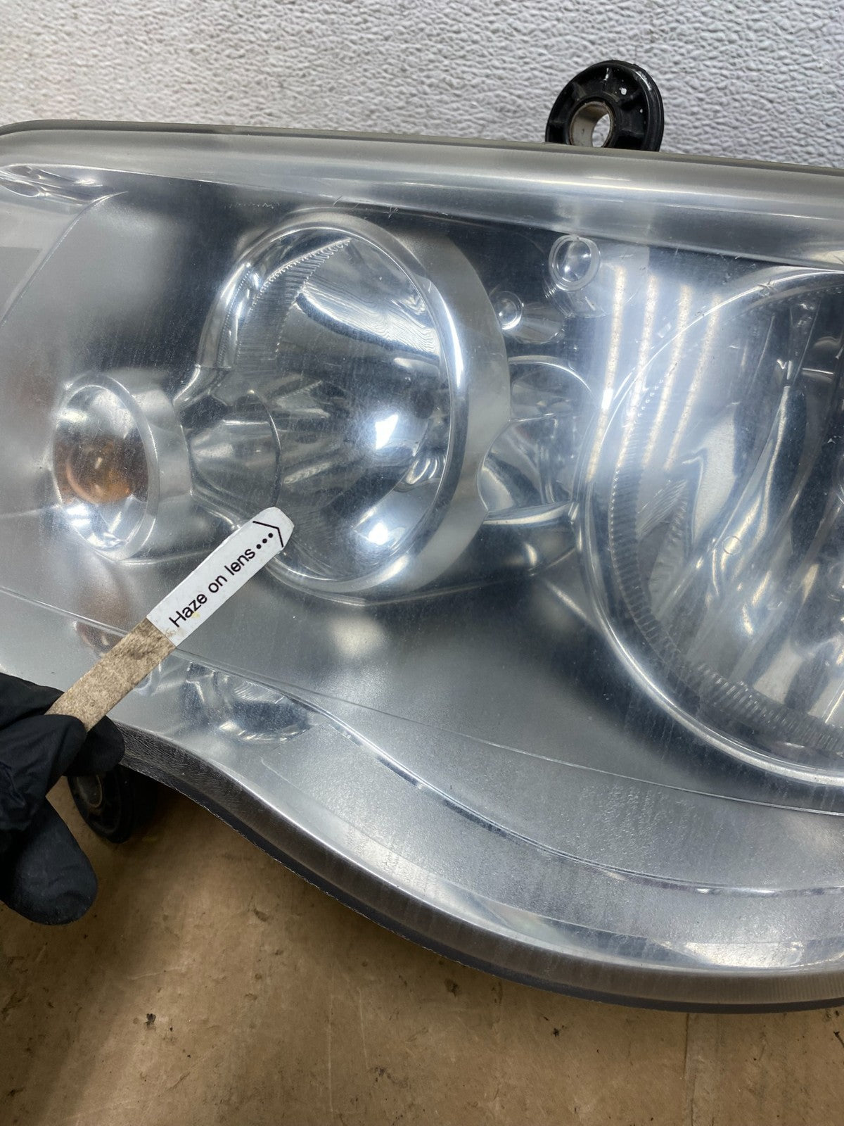 2008 to 2016 Chrysler Town and Country Left Driver Lh Side Headlight AC8638 DW4