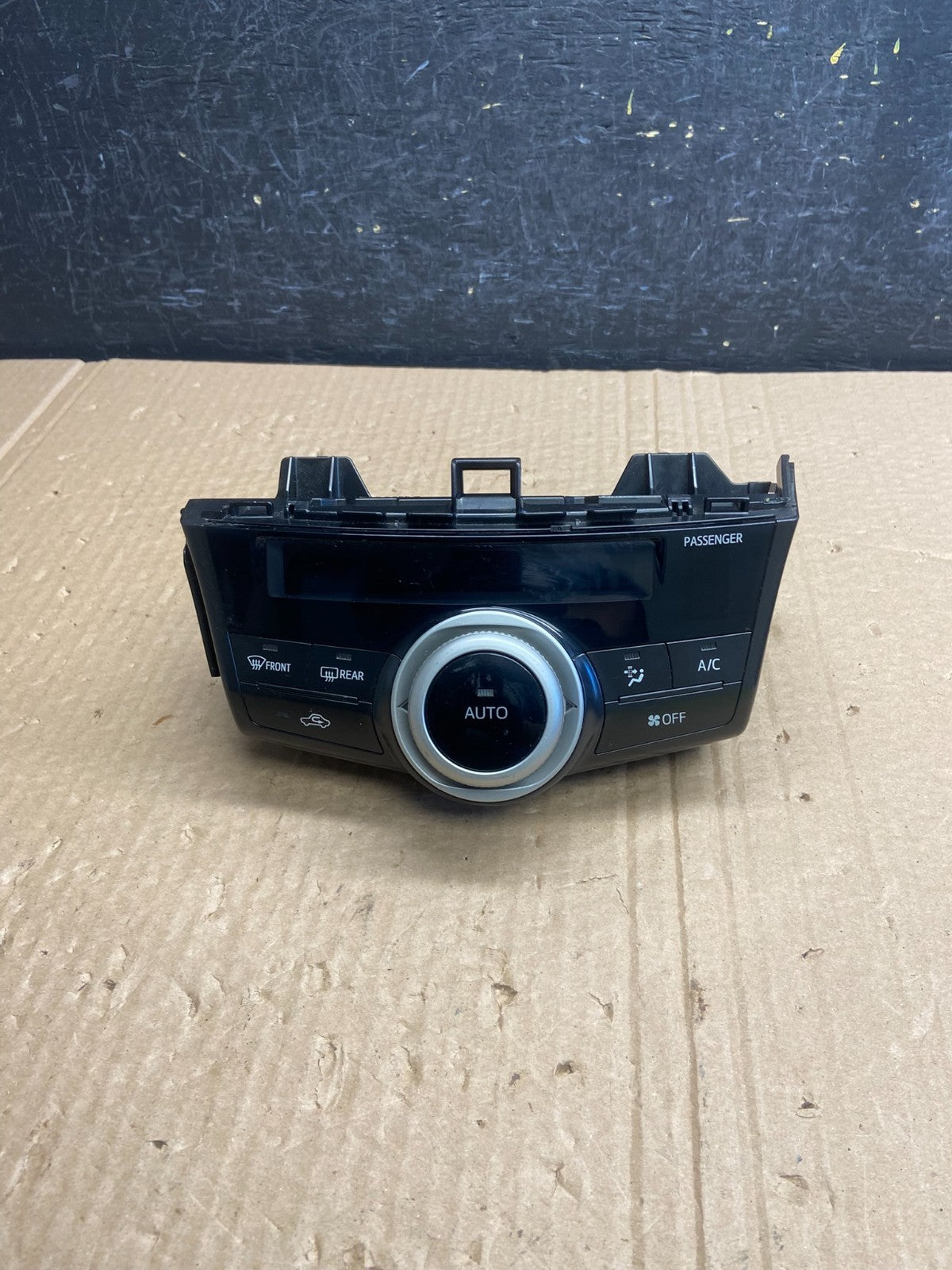 2014 Toyota Prius V Climate Heater A/C AC Control Panel AF6311 DG0