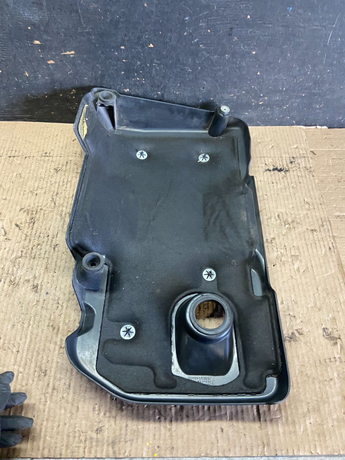 2011 to 2017 Chevrolet Equinox EcoTec 2.4L Motor Engine Cover  Q3328 DG6