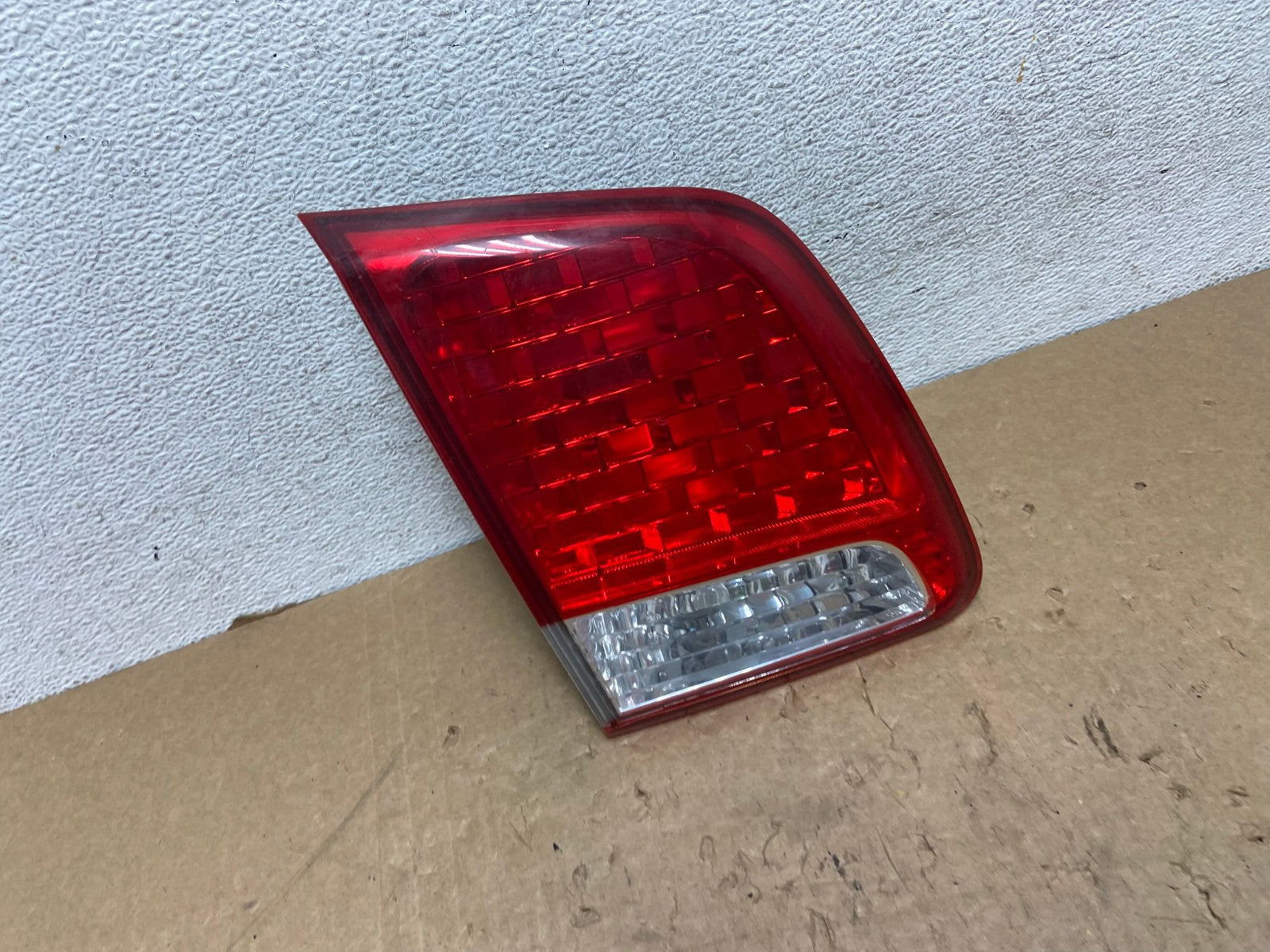 2011 2012 2013 Kia Sorento Left Driver Lh Inner Tail Light AG1343 LK0