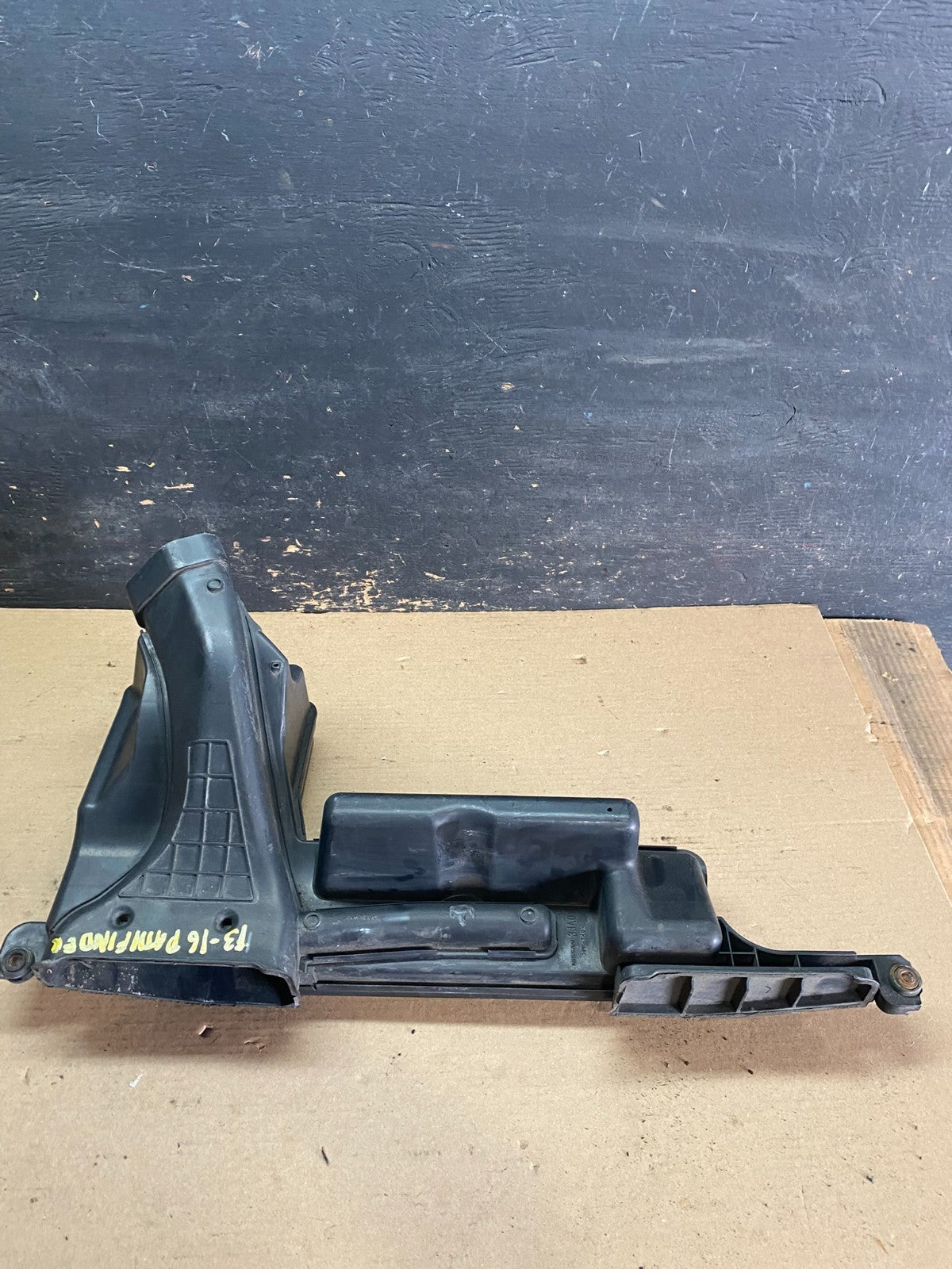 2013-2016 Nissan Pathfinder Upper Air Intake Duct OEM s1318 DG5