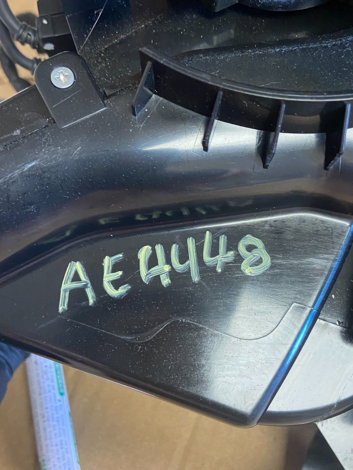 2016 to 2019 Nissan Maxima Climate Control Shifter Floor Bezel Trim OE AE4448 DG7