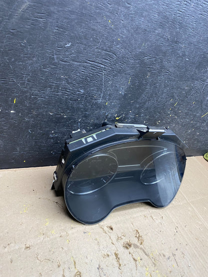 2013 to 2016 Nissan Pathfinder Speedometer Cluster Gauge U5442 DG1