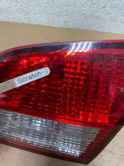 2002-2004 Infiniti i35 Inner Right Passenger Rh Side Tail Light OEM O9770 DW3
