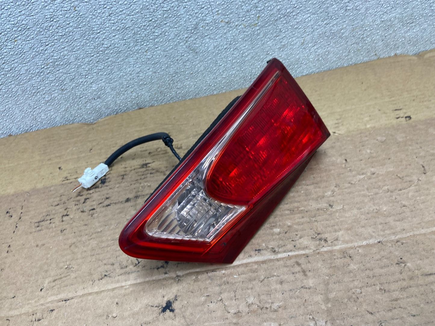 2009 - 2010 Lexus Is250 Is350 Left LH Inner Tail Light Oem AB3317 LK2