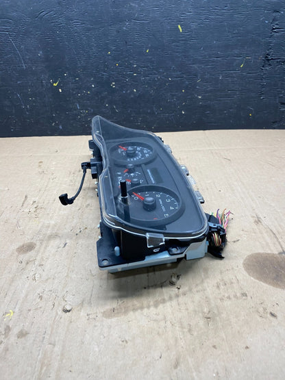 2009 to 2010 Mercury Marquis Speedometer Cluster Gauge Oem P5586 DG2