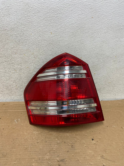 2007 to 2009 Mercedes GL-Class GL450 Left Driver LH Tail Light AH8422 LK0