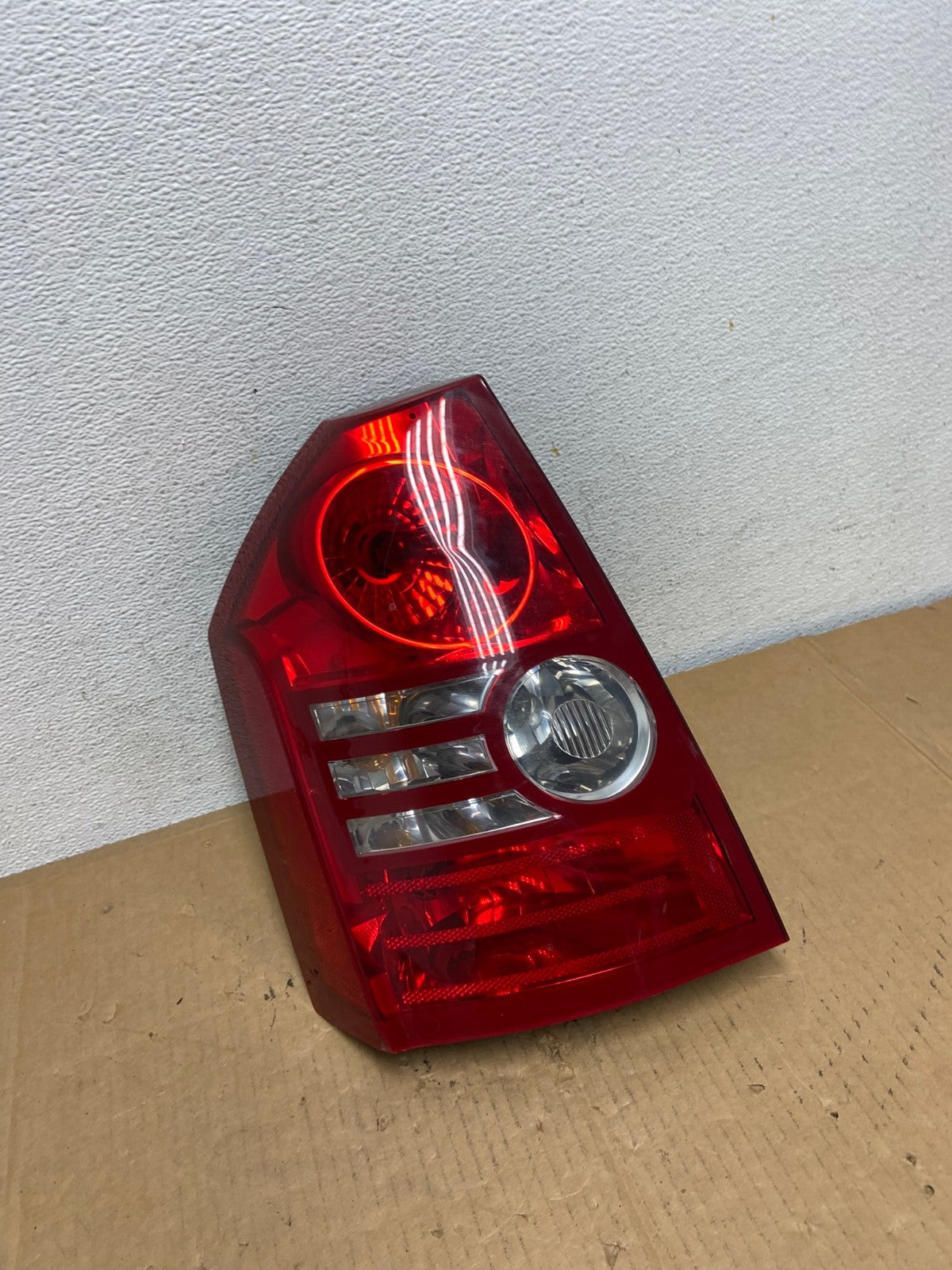 2008 2009 2010 Chrysler 300 Left Driver LH Side Tail Light AD0868 LK2