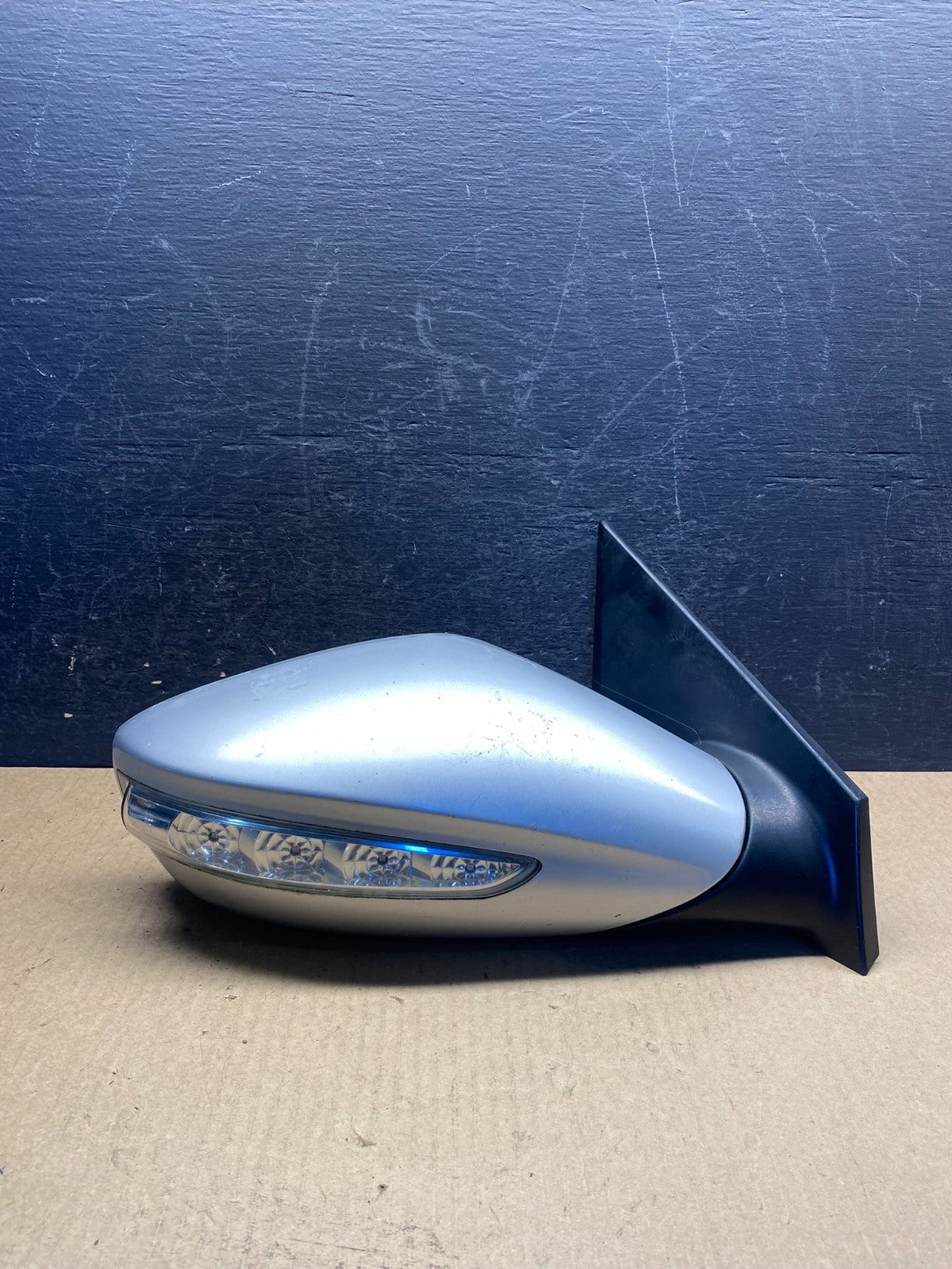 2011-2015 Hyundai Sonata Right Passenger Mirror W/ Turn Signal AG6186 DG0