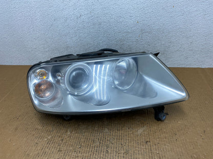 2004 to 2007 Volkswagen Touareg Right Passenger Halogen Headlight AE2785 DW0