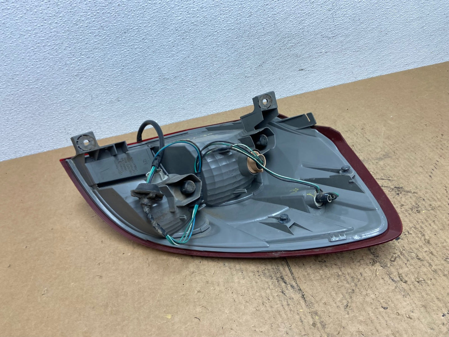 2005 2006 2007 Subaru Outback Left Driver Lh Side Tail Light Oem AC3730 LK5
