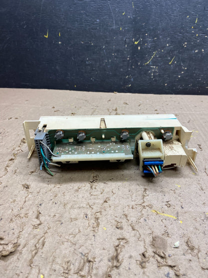 1996-2000 GMC Sierra  Yukon A/C AC Climate Control A/C U5729 DG4