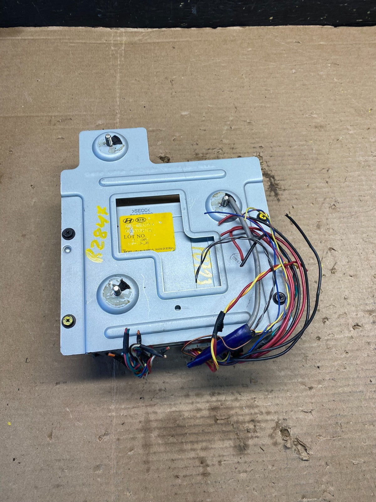 2011 to 2014 Hyundai Sonata Amplifier 96370-3Q101 R28473