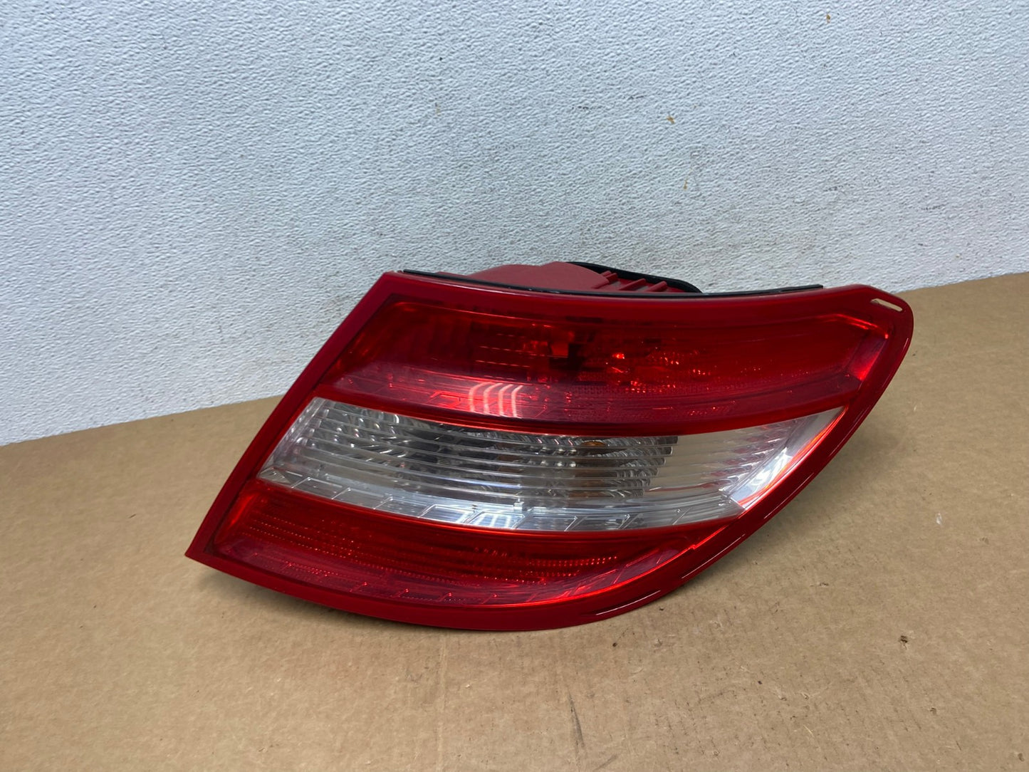 2008 2009 2010 2011 Mercedes C-Class Right Passenger Tail Light AD5502 LK0