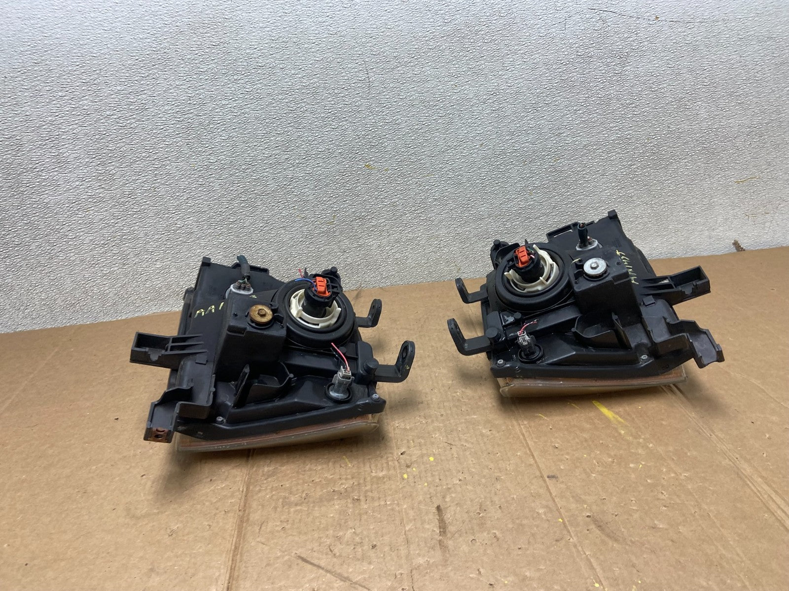2005-2015 Nissan Xterra Left+Right Side Set Headlights OEM AA1453 PS7