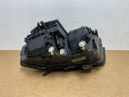 2002 - 2005 Audi A4 Sedan Right Passenger Halogen Headlight AD6098 DW6
