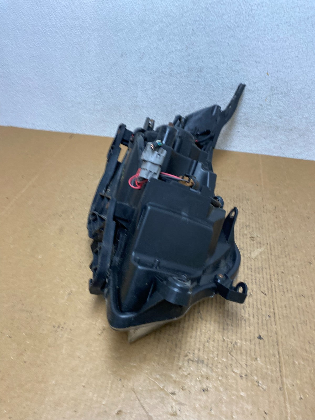 2009-2013 Subaru Forester Left Driver LH Halogen Headlight AE1621 DW6