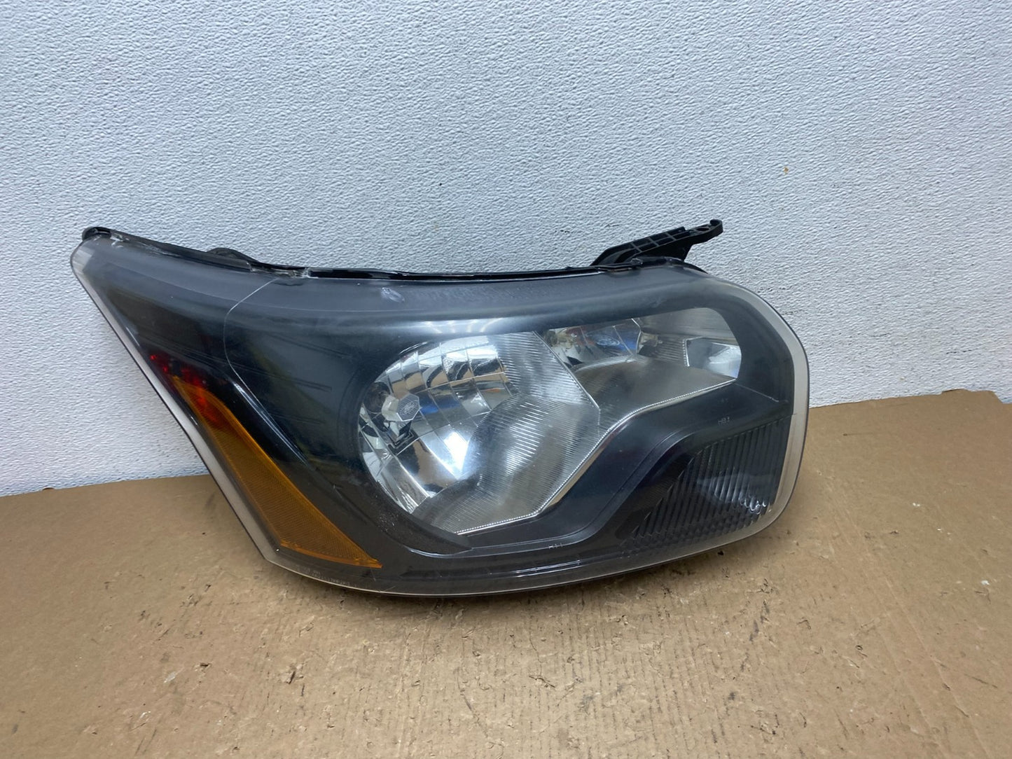 2015-2019 Ford Transit VAN Right Passenger Halogen Black Headlight AD8822 DW0