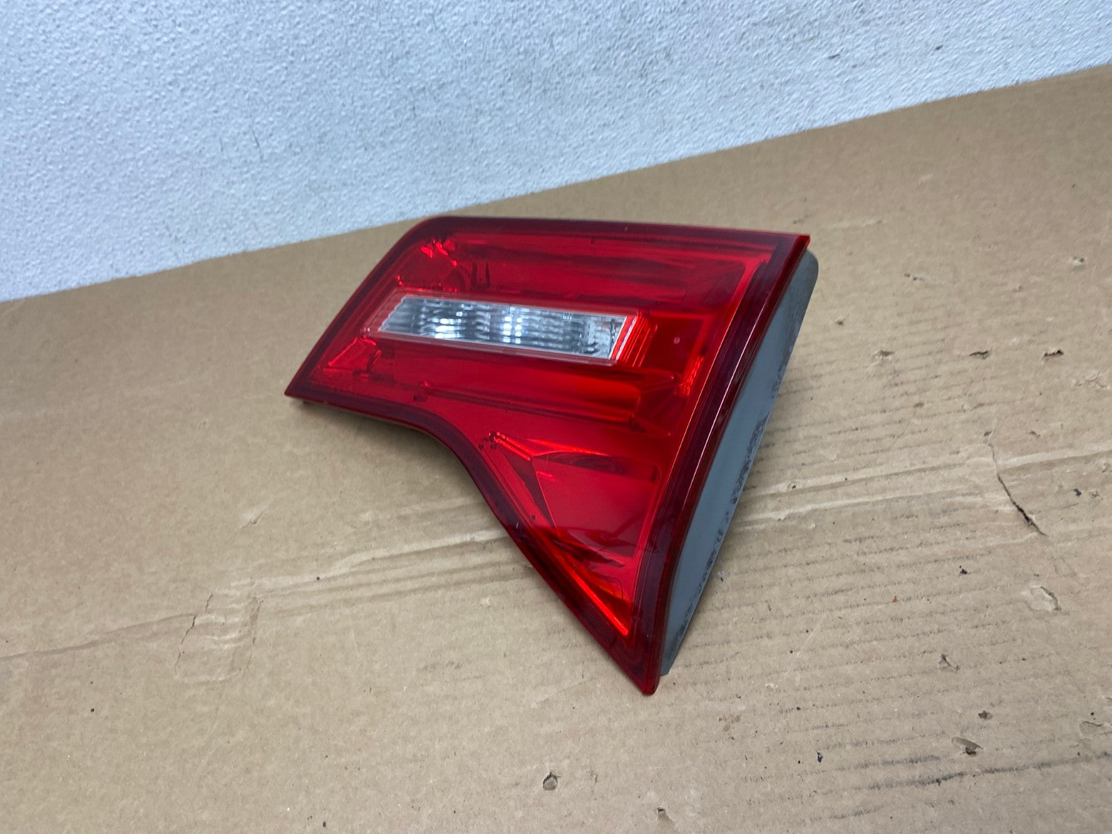 2007 2008 2009 Acura Mdx Right Passenger Rh Side Inner Tail Light AD3835 LK1