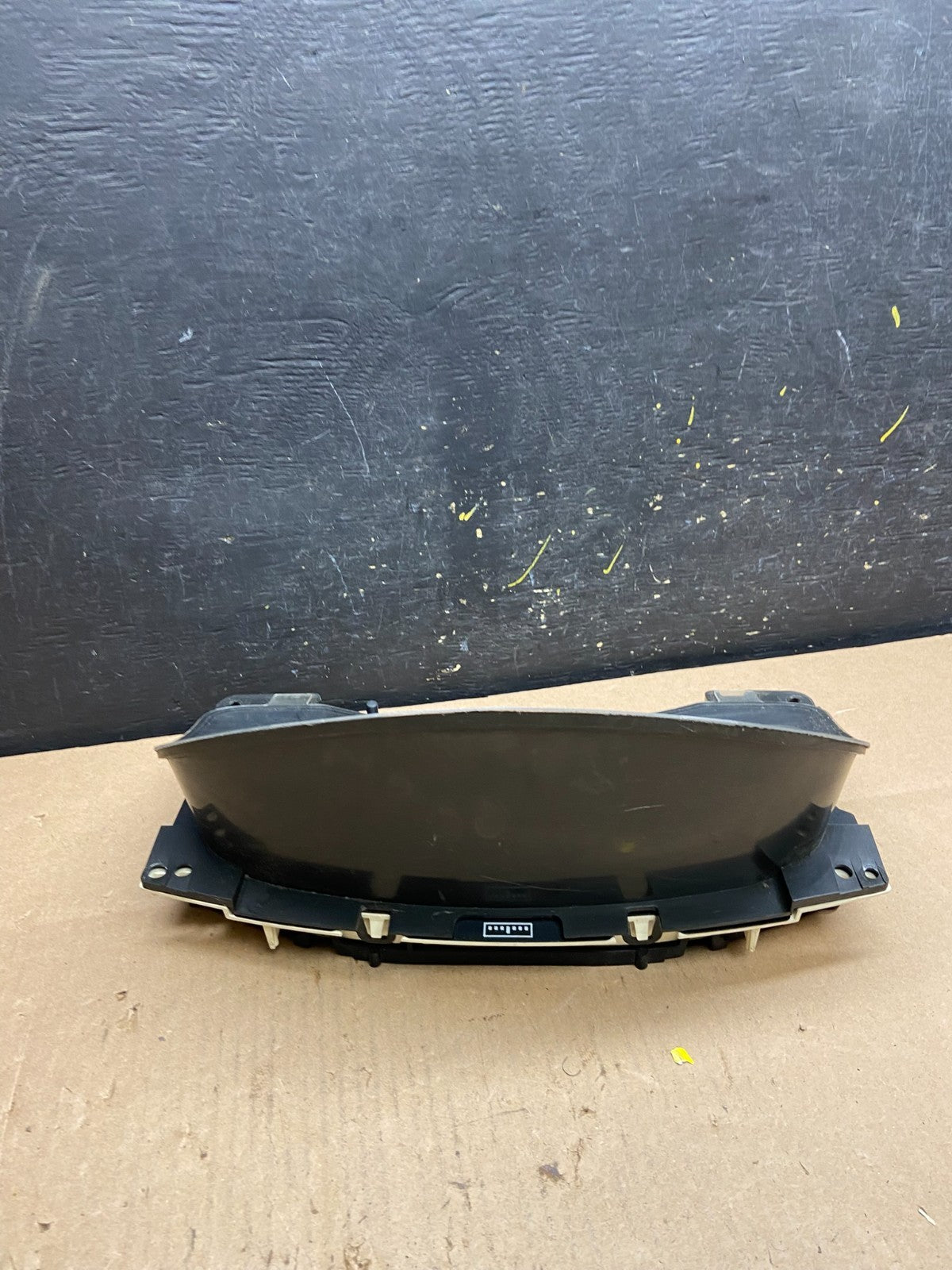 2004 to 2007 Chevrolet Express Speedometer Cluster Gauge OEM  T4594 DG3