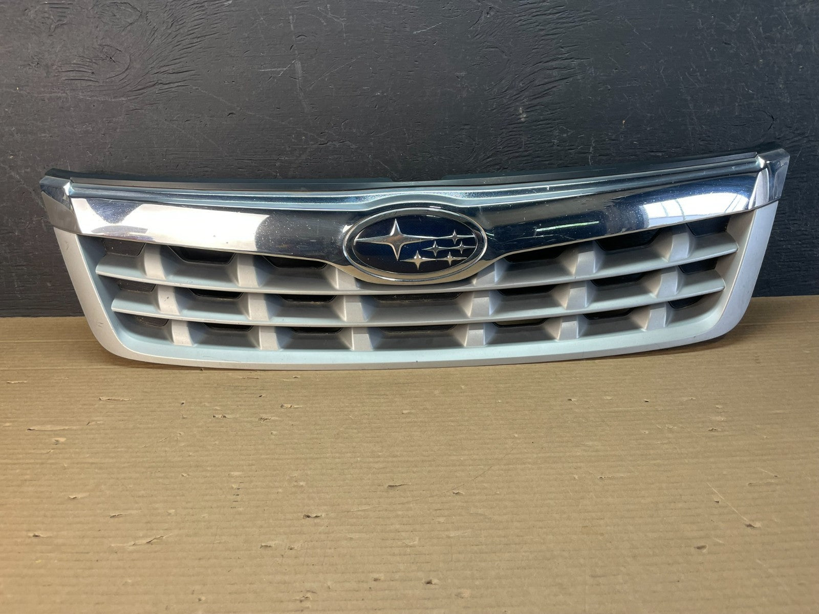 2011 to 2013 Subaru Forester Chrome Front Grille Grill ae8740 DG0