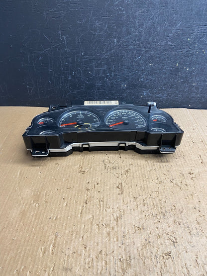 2007 to 2013 Chevrolet Silverado Suburban Cluster Gauge Speedometer AF1575 DG4