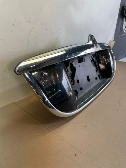 1999-2002 Lincoln Continental License Plate Panel Backup Lights Trim ag7648 DG2