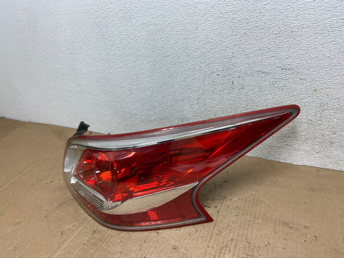2013 2014 2015 Nissan Altima Right Passenger RH Side Tail Light AE9332 LK1