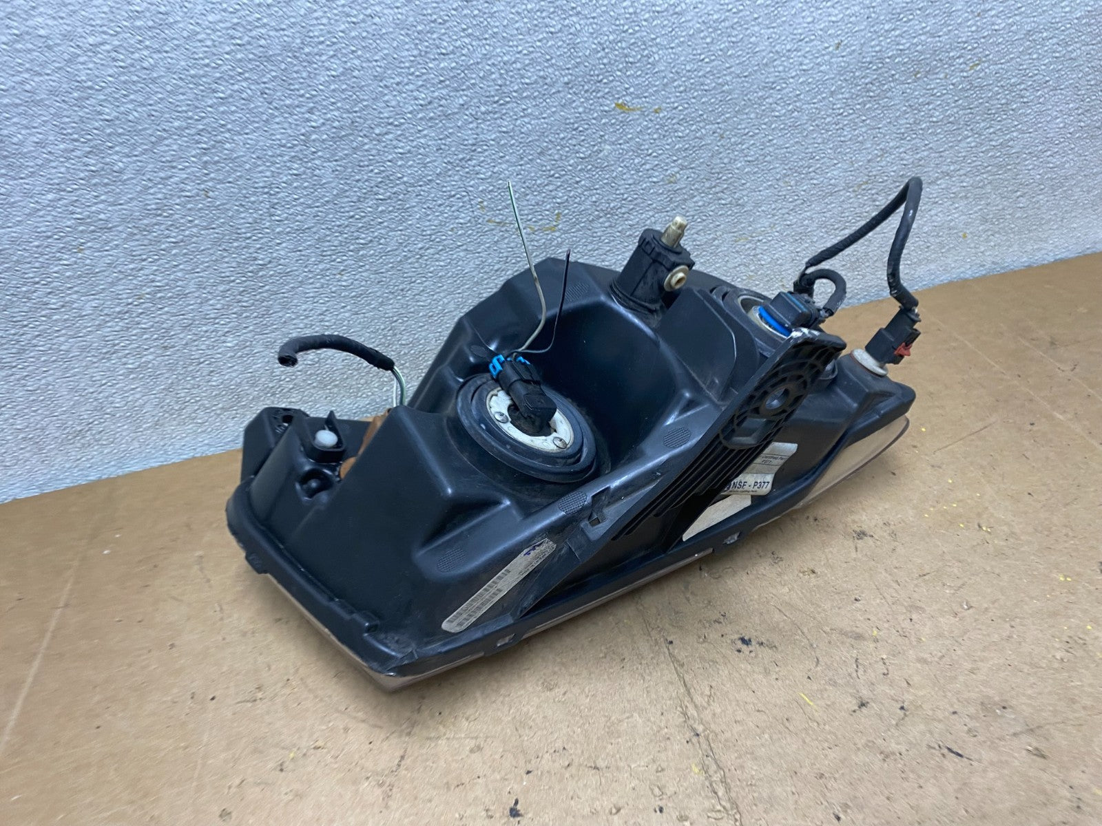 2011 to 2013 Jeep Grand Cherokee Halogen Left Driver Lh Headlight TYC X7194 DW7
