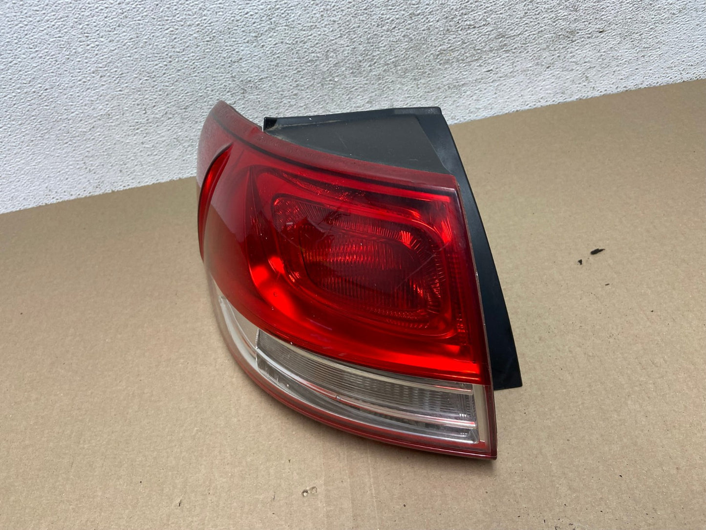2016 2017 2018 Kia Sorento Left Driver LH Tail Light AF5760 LK1