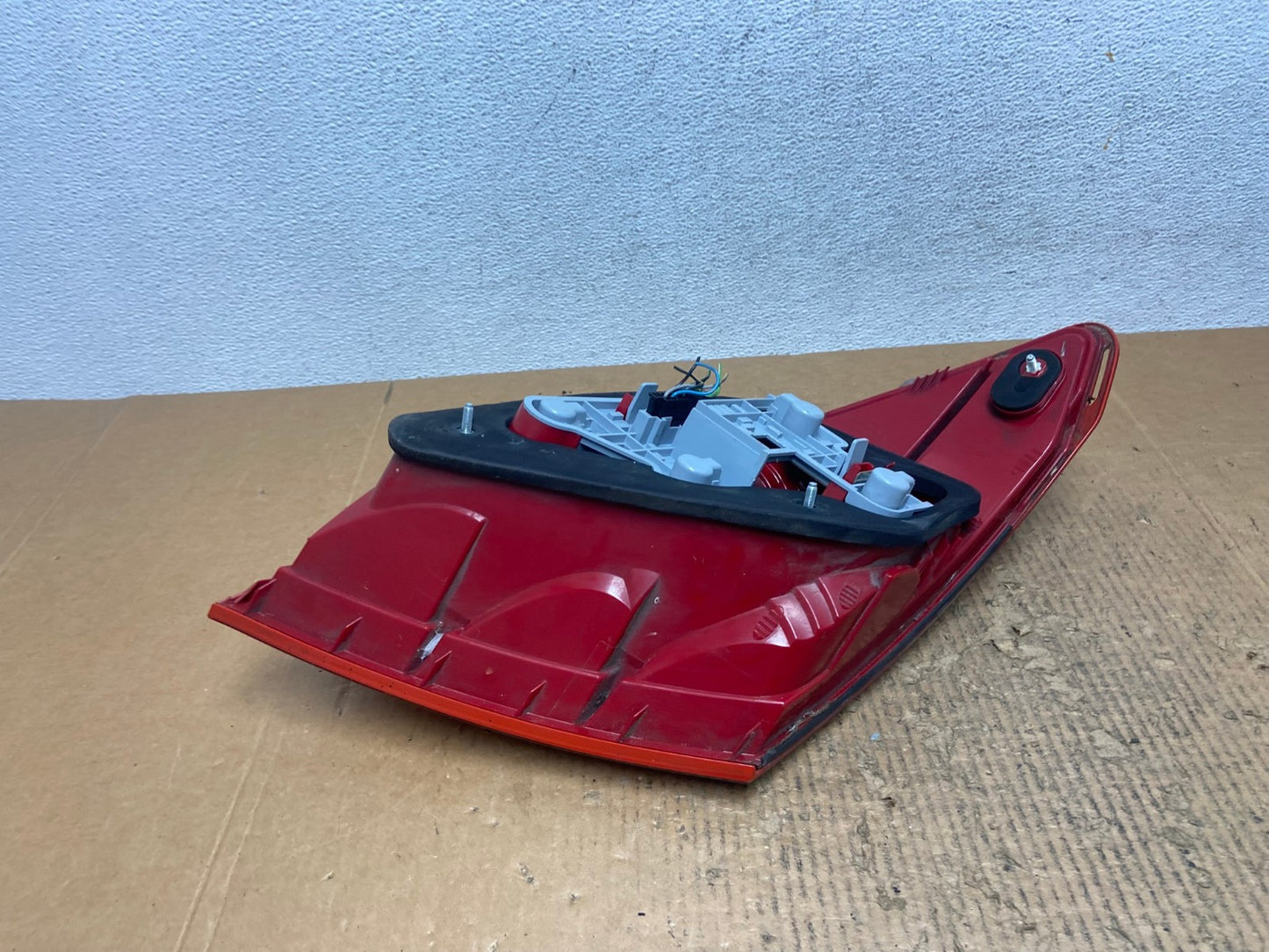 2008 2009 2010 2011 Mercedes C-Class Right Passenger Tail Light AE2871 LK4