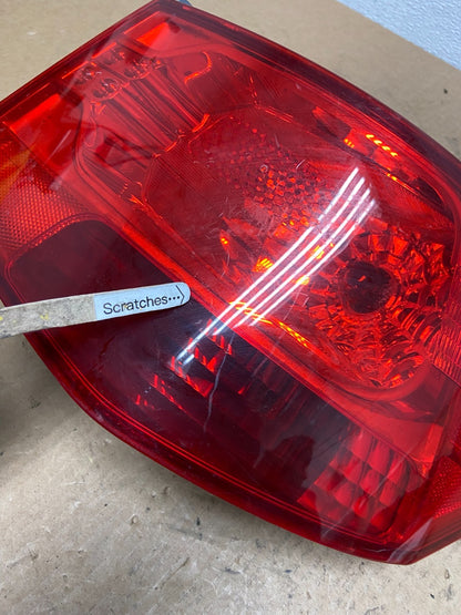 2010-2013 Kia Forte Right Passenger RH Side Tail Light OEM AC3183 DW3