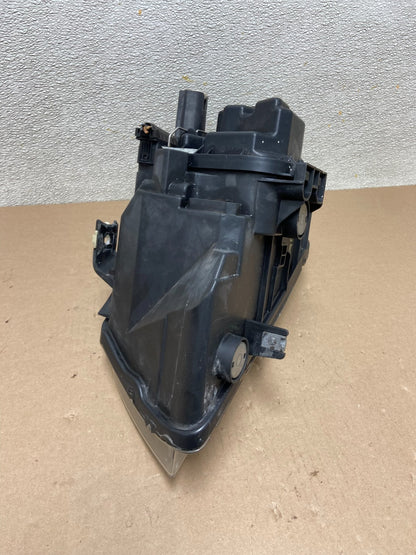 2009-2011 BMW 3 Series 328i 4/D Sedan Headlight Halogen Right Passenger AB49997