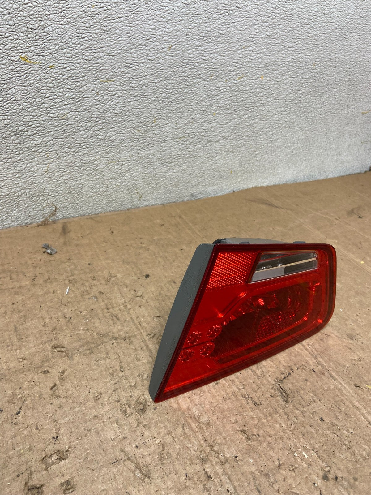 2010 to 2013 Kia Forte Right Passenger RH Side Tail Light Inner Oem AA4194 DW1