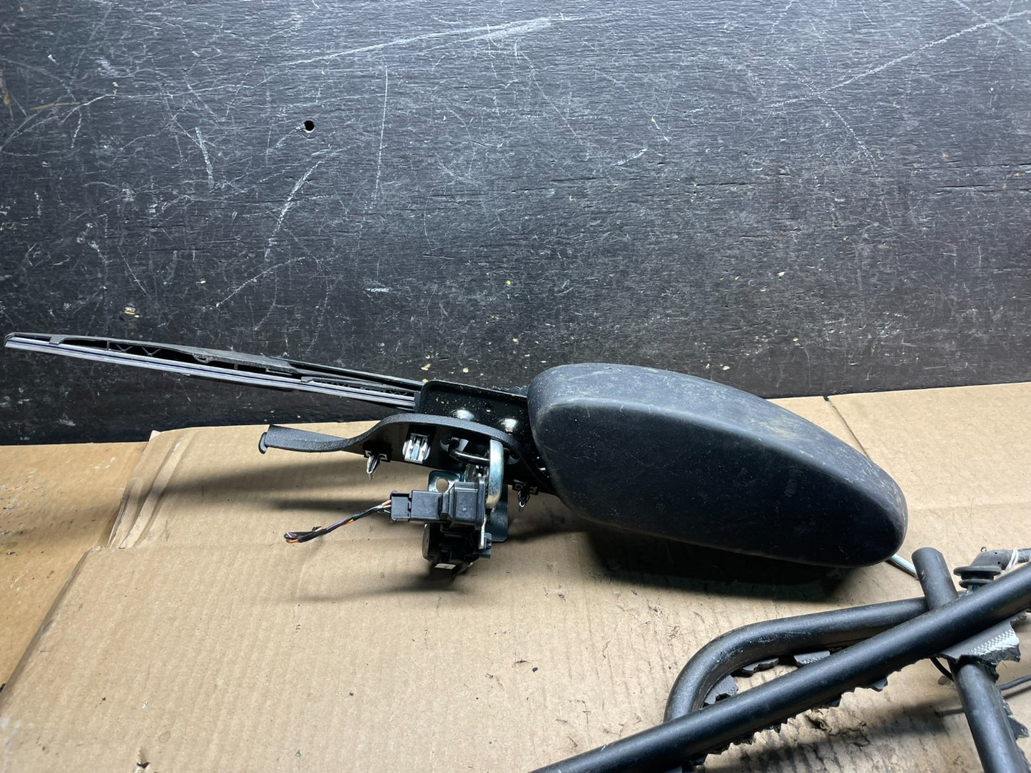 2011-2013 Jeep Grand Cherokee Tailgate Back Door Rear Wiper Motor Wiper V9218 DG6