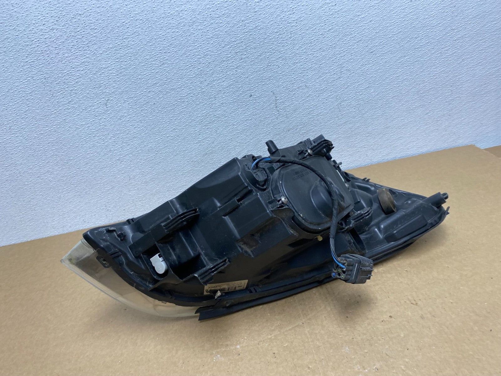 2011 to 2013 Volvo S60 Left Driver LH Side Halogen Headlight AB9990 DW6