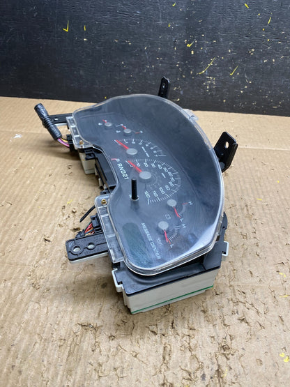 2004 to 2005 Ford Explorer Speedometer Instrument Gauge Cluster V1628 DG2