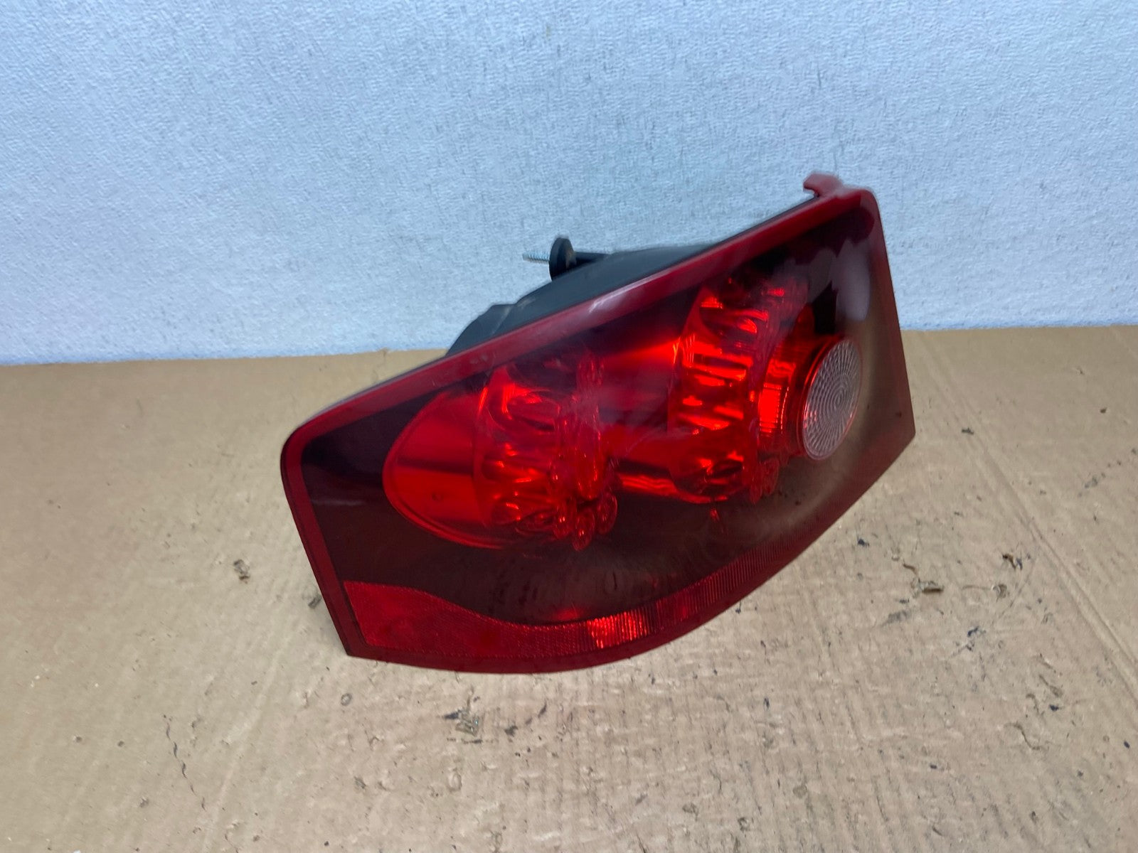 2011 to 2014 Dodge Avenger Left Driver Lh Side Tail Light AC8267 LK2