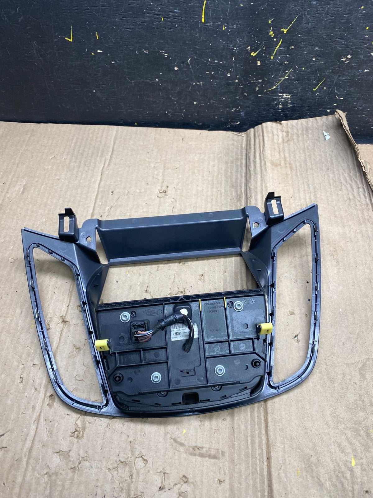 2013 2014 2015 2016 Ford Escape Dash Radio Control Panel Bezel X1969 DG4