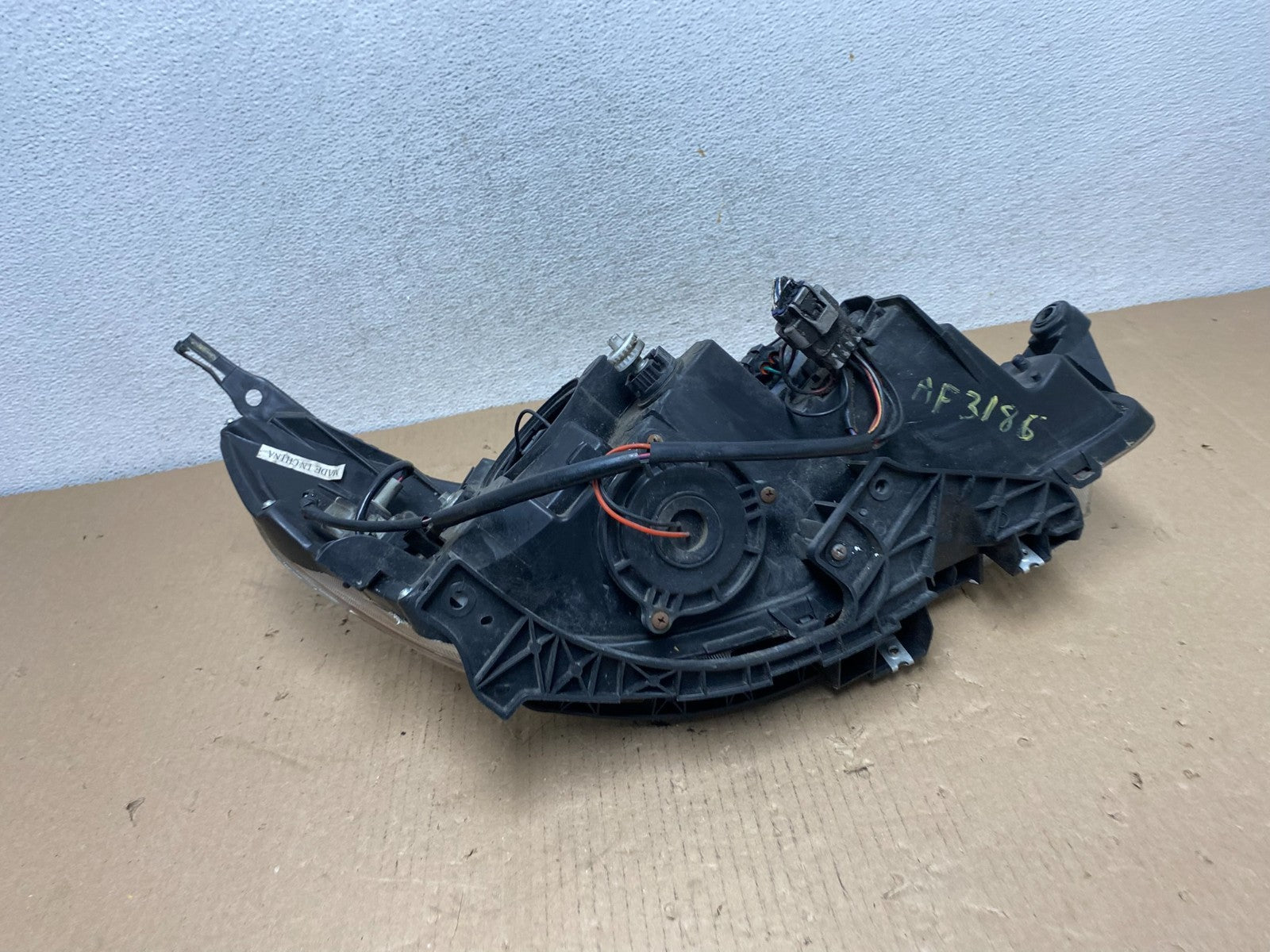 2009-2013 Subaru Forester Left Driver LH Halogen Headlight AF3186 DW7