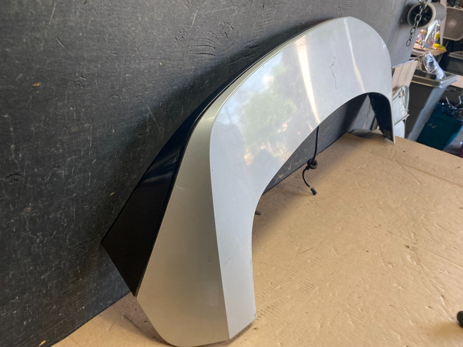 2010-2016 Cadillac Srx Upper Rear Spoiler Wing Brake Light Oem P5943 DG2