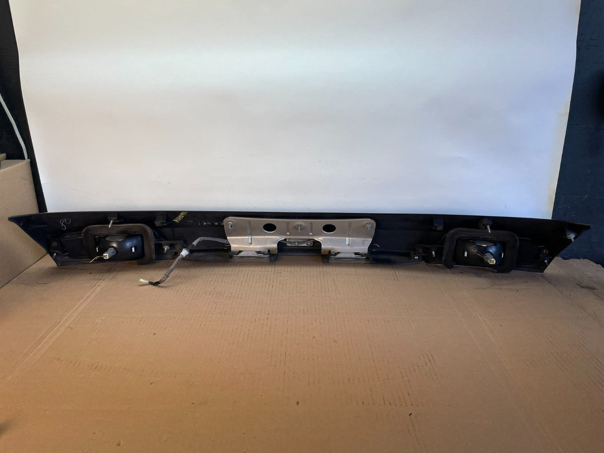 2005-2009 Subaru Legacy Outback Tail Lift Gate Trunk Finish Molding AH0470 DG3