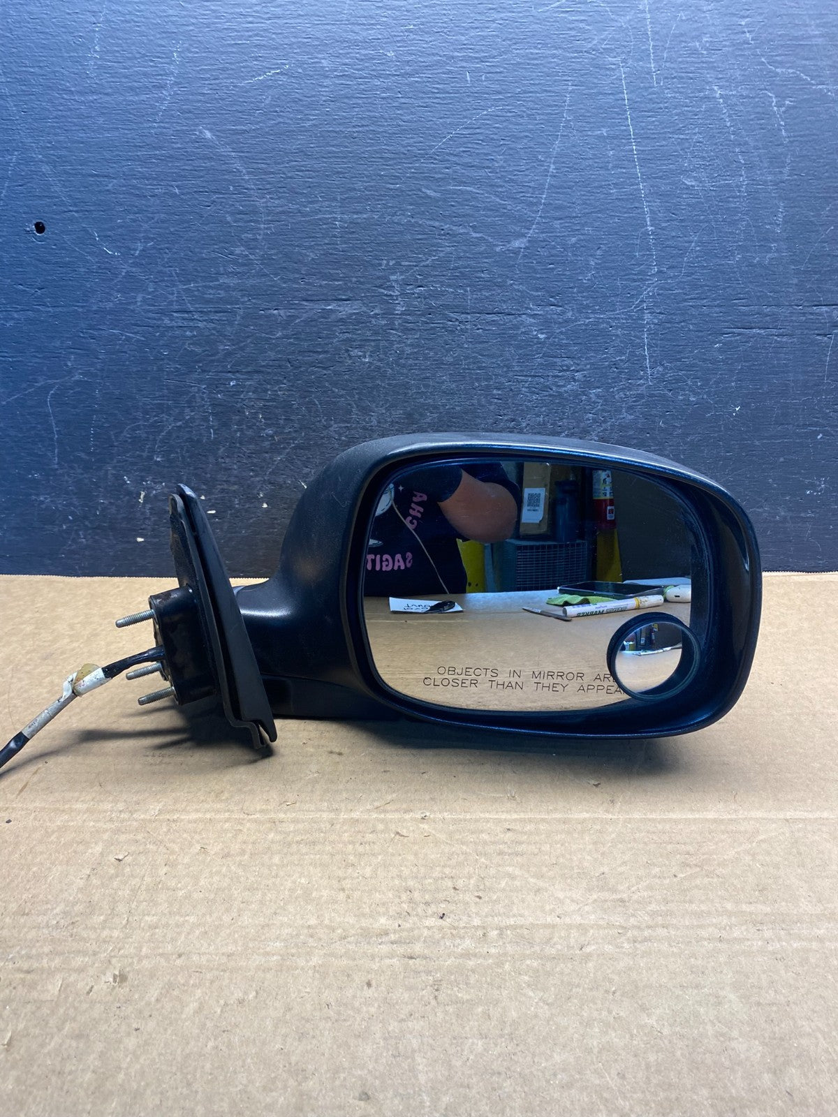 2000 to 2006 Toyota Tundra Right Passenger RH Side Door View Mirror af7642 DG9