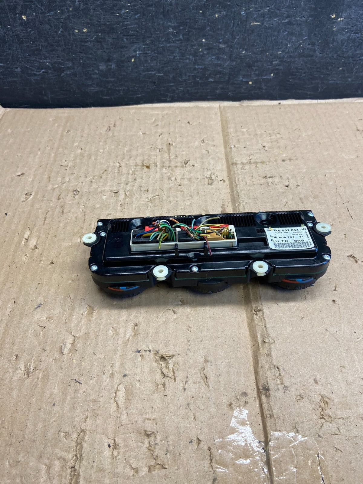 2005 to 2007 Volkswagen Golf MK5 HVAC Climate Control AI2867 PS3