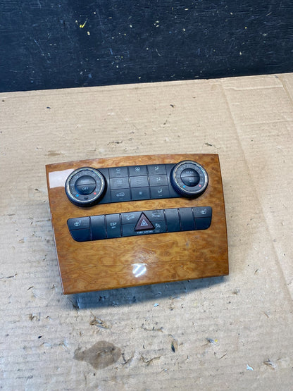 2006 to 2008 Mercedes W251 R350 AC Temp Heater Climate Control OEM q2641 DG0
