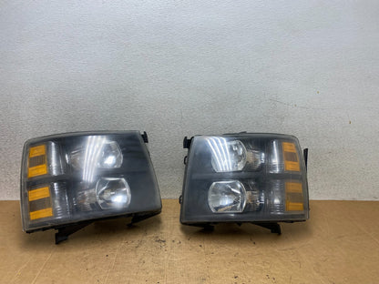 2007 to 2014 Chevrolet Silverado Left+Right Side Black Headlights T3342 DW0