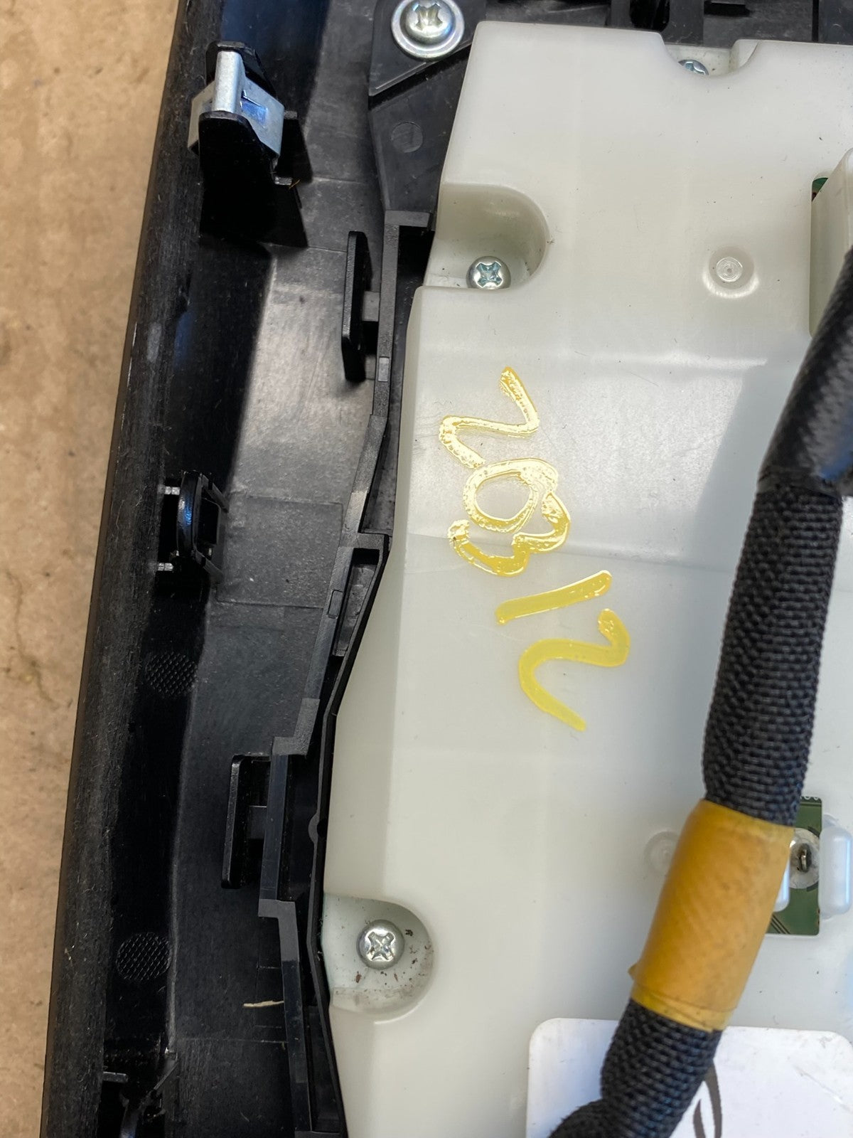 2013 to 2018 Nissan Pathfinder Radio Audio Climate Control OEM Z0312 DG6