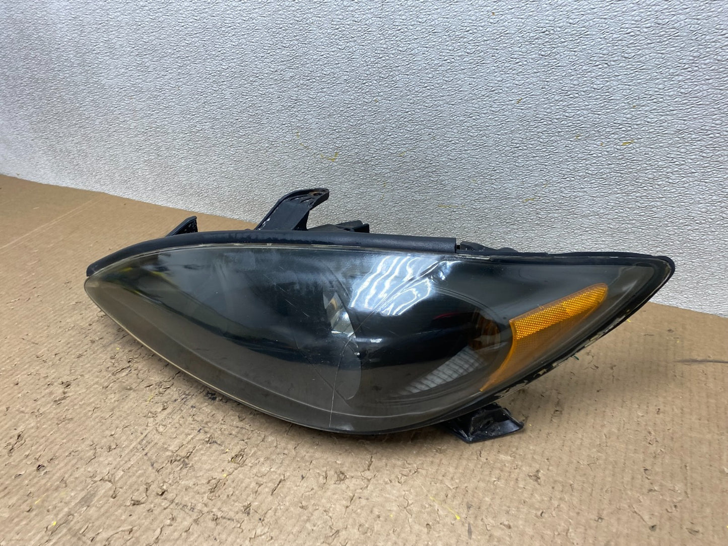 2002 2003 2004 Toyota Camry Left Driver Lh Side Halogen Headlight W7941 DW1