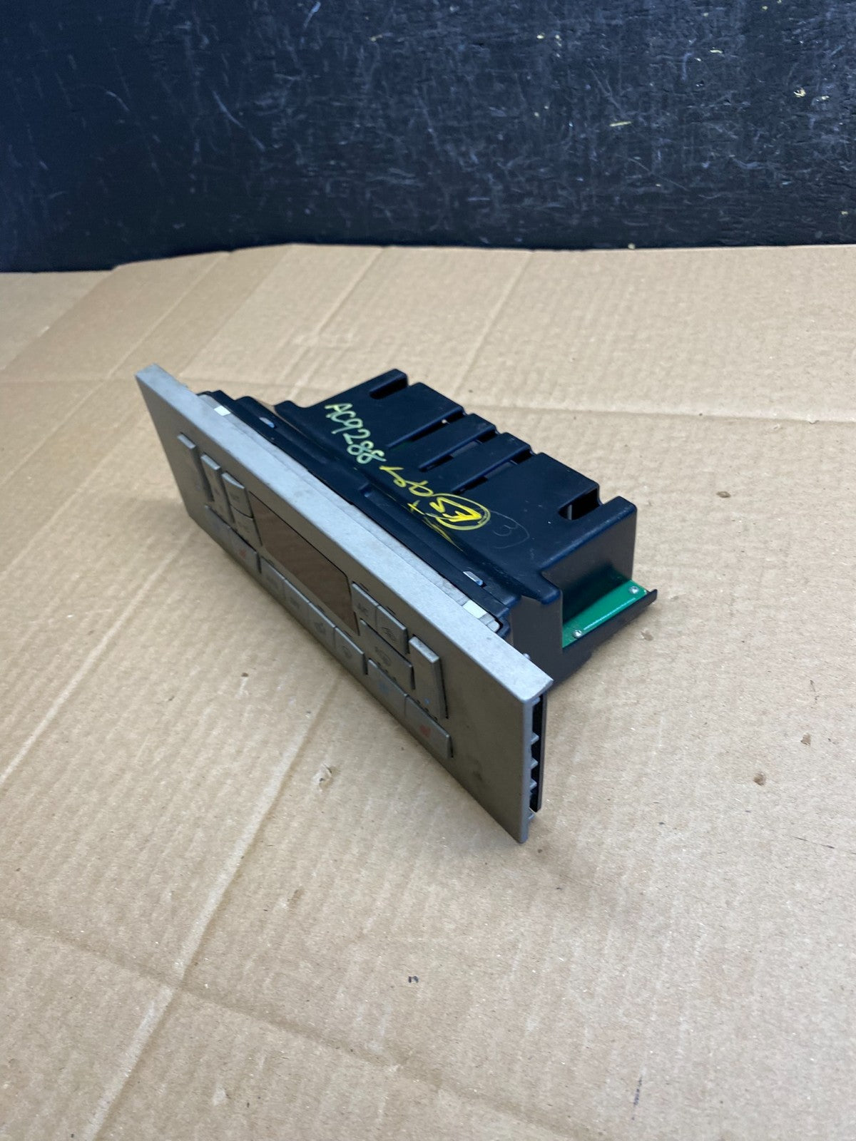 2003 to 2006 Lincoln Navigator Climate Control A/C Heater ac9288 DG3